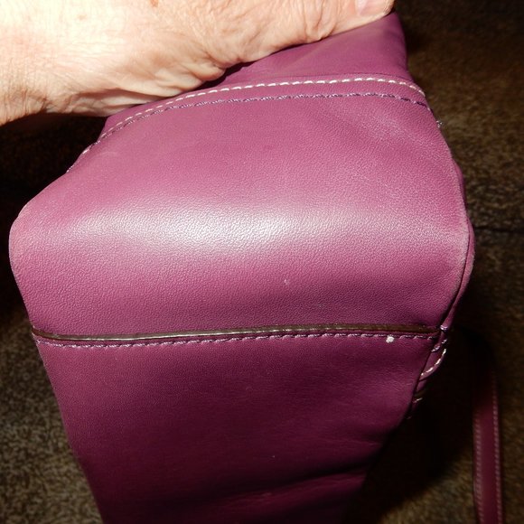 Coach tote - Picture 7 of 11